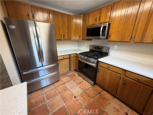 18324  Brookhurst  , Fountain Valley, CA