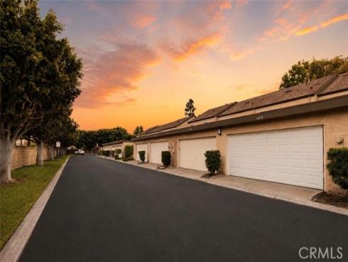 10815 Onyx Court, Fountain Valley, CA