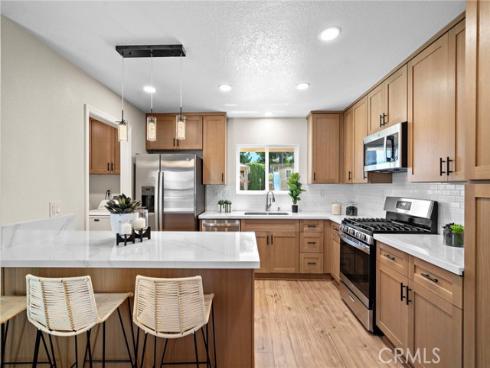 8798 La Casita Avenue, Fountain Valley, CA