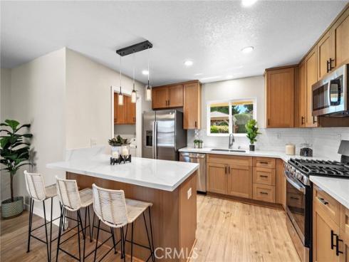 8798 La Casita Avenue, Fountain Valley, CA