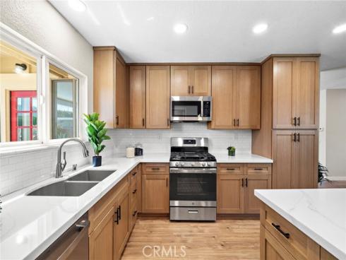 8798 La Casita Avenue, Fountain Valley, CA