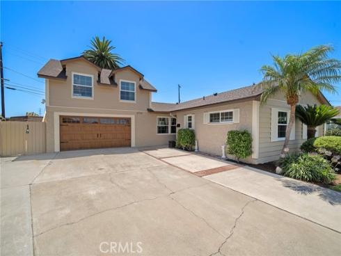 8798 La Casita Avenue, Fountain Valley, CA