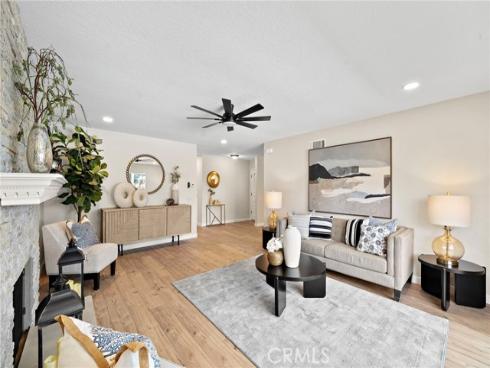 8798 La Casita Avenue, Fountain Valley, CA