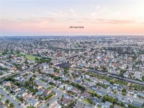 18871 Santa Marta Street, Fountain Valley, CA