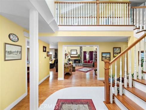 17527 Briarwood Street, Fountain Valley, CA