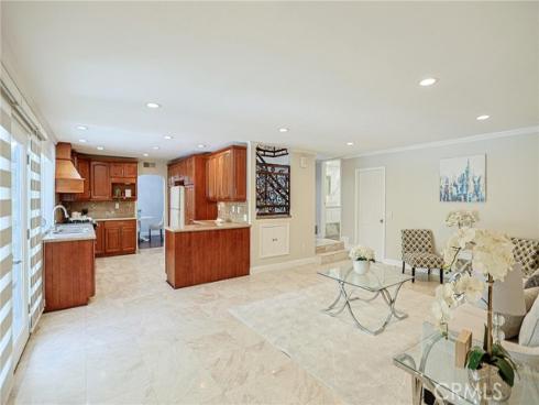 8563 Amazon River , Fountain Valley, CA