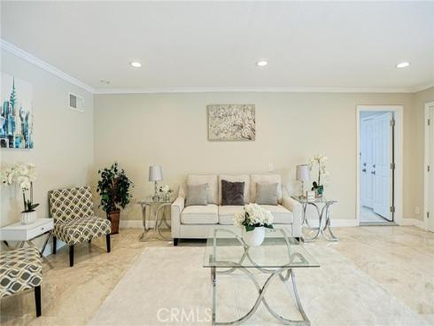 8563 Amazon River , Fountain Valley, CA