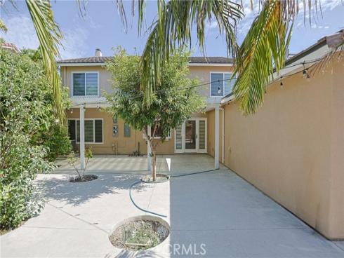 8563 Amazon River , Fountain Valley, CA