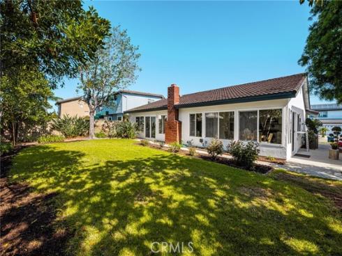 9376  Siskin  , Fountain Valley, CA