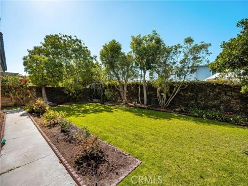 9376  Siskin  , Fountain Valley, CA