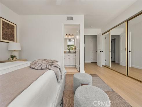 9376  Siskin  , Fountain Valley, CA
