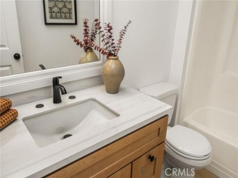9376  Siskin  , Fountain Valley, CA