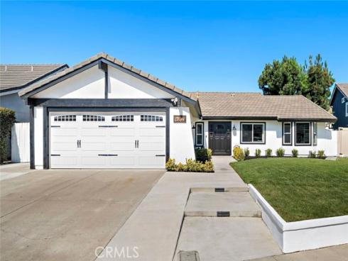 16303 Mount Islip Circle