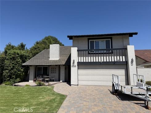 17110 Los Robles Circle