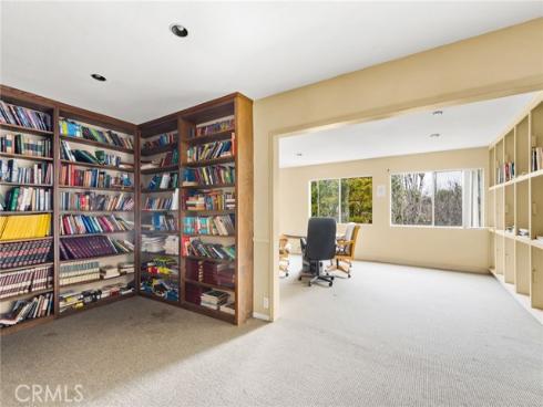 400 N Acacia B12 Avenue, Fullerton, CA