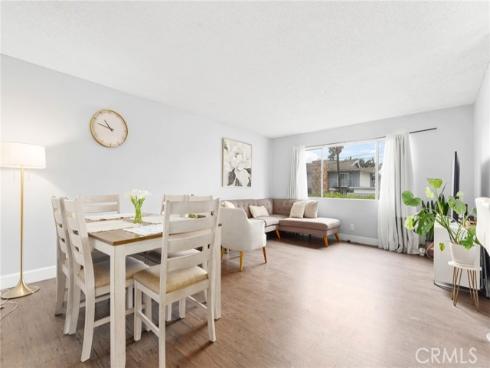 400 N Acacia B12 Avenue, Fullerton, CA