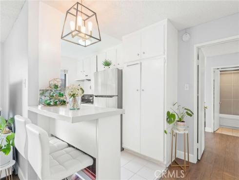 400 N Acacia B12 Avenue, Fullerton, CA