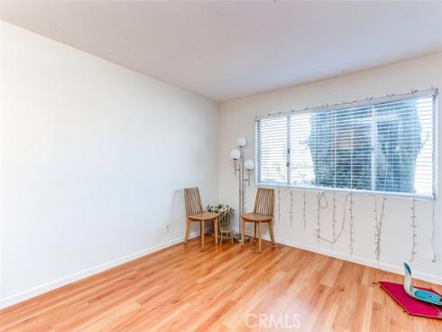 400 N Acacia B10 Avenue, Fullerton, CA