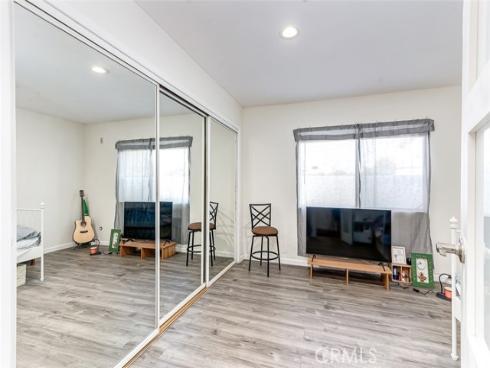 400 N Acacia B10 Avenue, Fullerton, CA