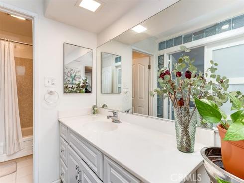 400 N Acacia B10 Avenue, Fullerton, CA