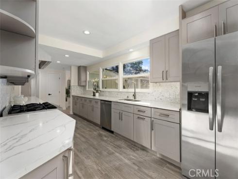 3030 San Juan Dr , Fullerton, CA