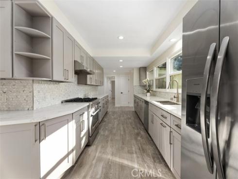 3030 San Juan Dr , Fullerton, CA