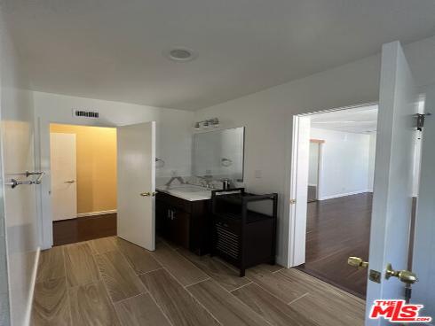 1412 W Baker Avenue, Fullerton, CA