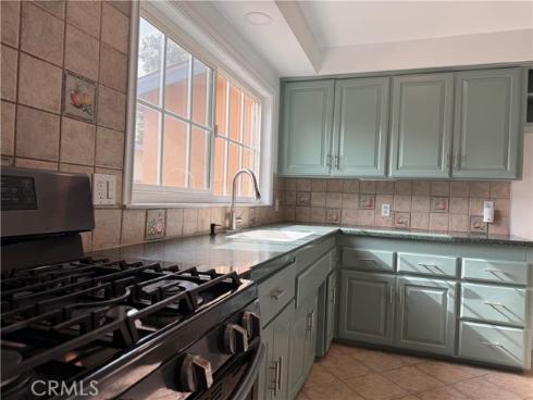 1467 W Roberta Avenue, Fullerton, CA