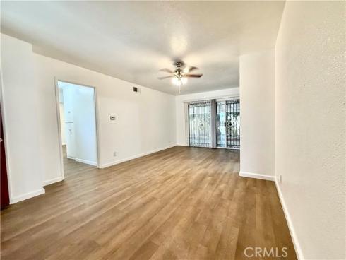 431 E Rosslynn  , Fullerton, CA