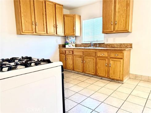 431 E Rosslynn  , Fullerton, CA