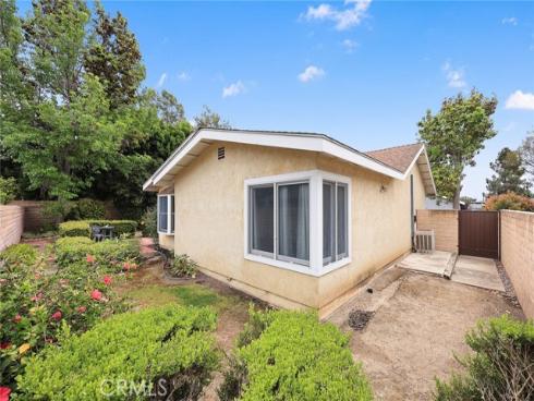 2047 E Fern Drive, Fullerton, CA