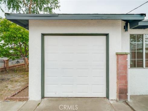 1913 W Valencia  , Fullerton, CA