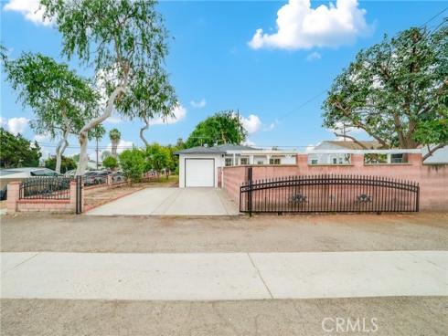 1913 W Valencia  , Fullerton, CA