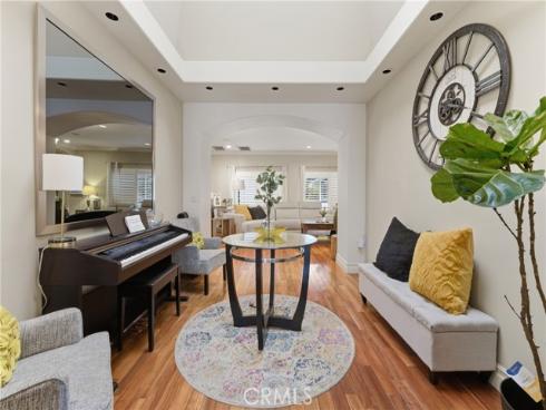 520 W Hermosa  , Fullerton, CA