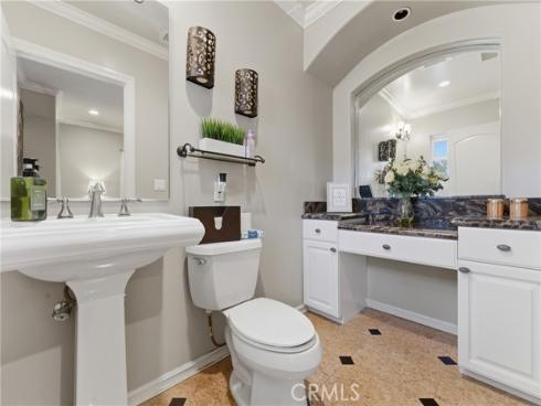 520 W Hermosa  , Fullerton, CA