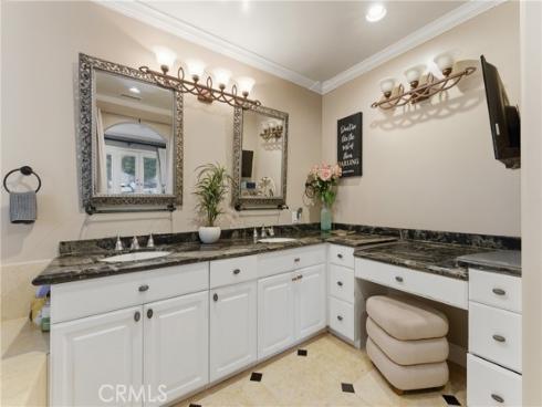 520 W Hermosa  , Fullerton, CA