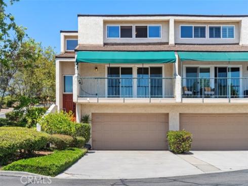 2241  Vista Del Sol  , Fullerton, CA