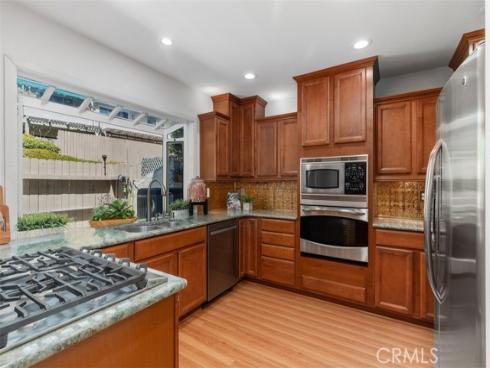 2241  Vista Del Sol  , Fullerton, CA