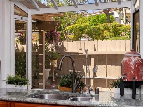 2241  Vista Del Sol  , Fullerton, CA