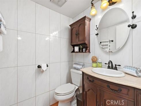 2241  Vista Del Sol  , Fullerton, CA