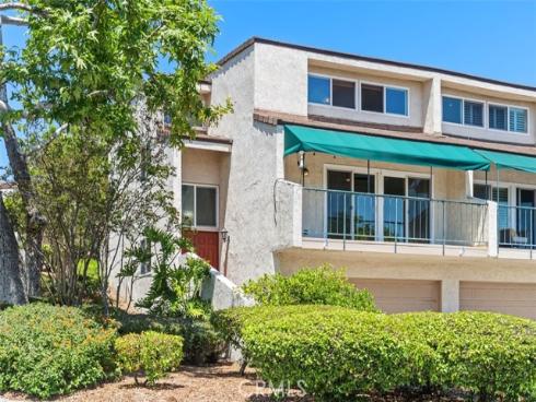 2241  Vista Del Sol  , Fullerton, CA