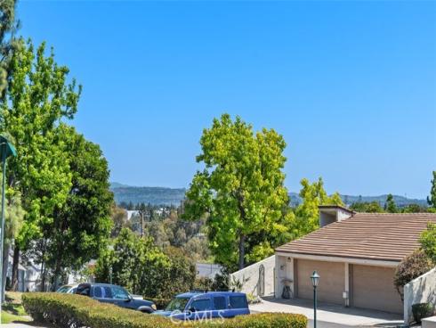 2241  Vista Del Sol  , Fullerton, CA