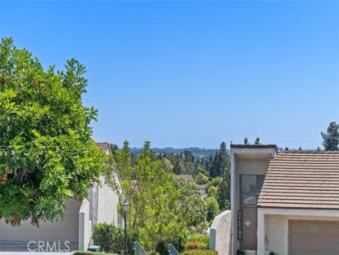 2241  Vista Del Sol  , Fullerton, CA