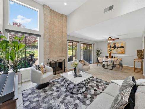 525 Riviera Court, Fullerton, CA