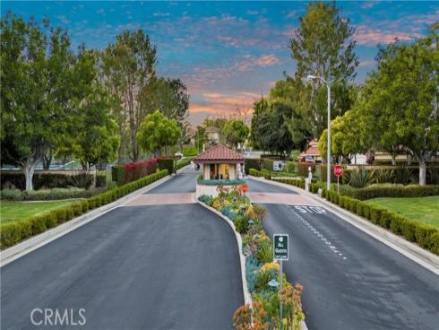 525 Riviera Court, Fullerton, CA
