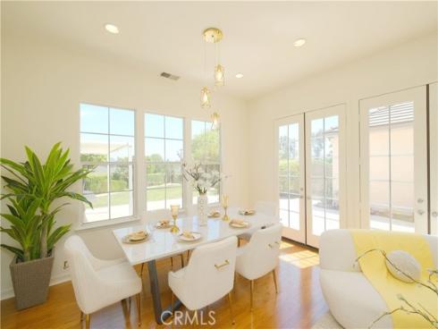 2599  Nixon   Way, Fullerton, CA