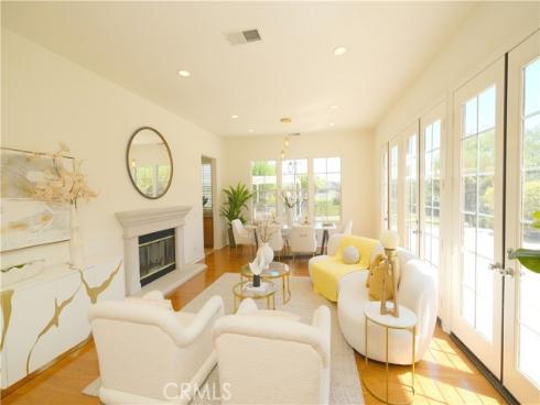 2599  Nixon   Way, Fullerton, CA