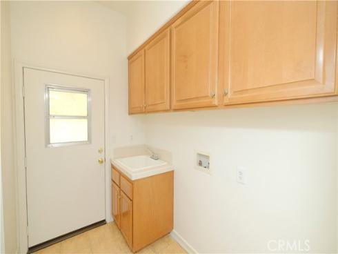 2599  Nixon   Way, Fullerton, CA