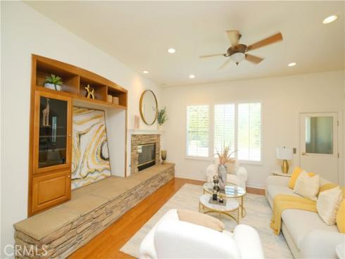 2599  Nixon   Way, Fullerton, CA