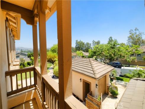 2599  Nixon   Way, Fullerton, CA
